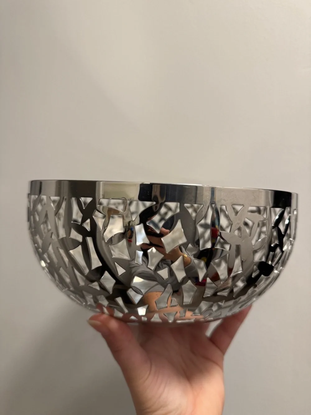 Alessi Stainless Steel Decorative Metal Bowl - Home Art ALESSI Cactus Fruit Bowl - Picture 7 of 8